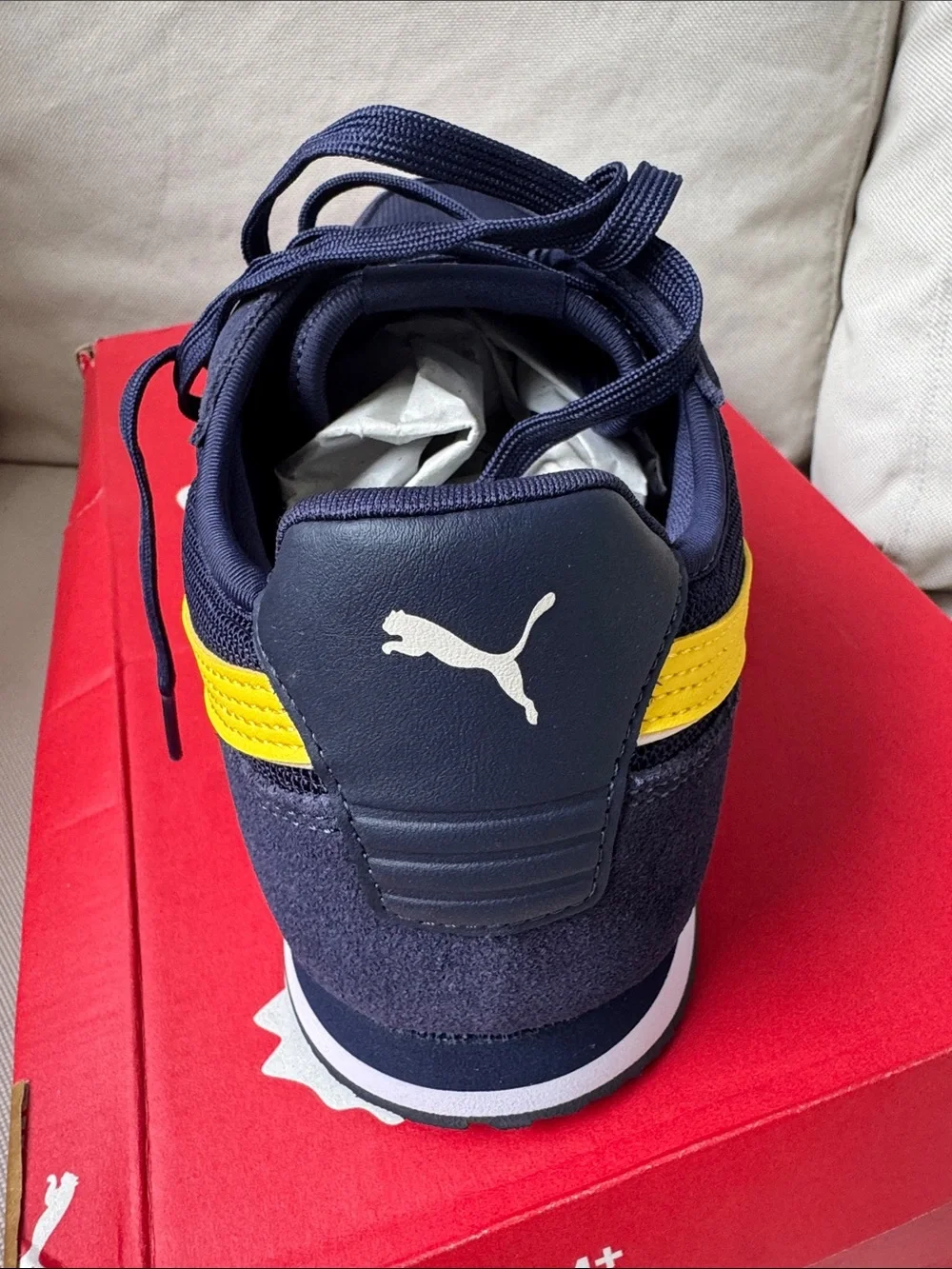 Puma Men’s Navy & Yellow Casual Runner